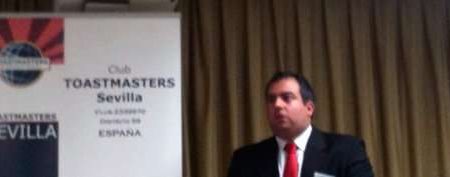 evento celebrado en sevilla impartido por el grupo Toastmaster